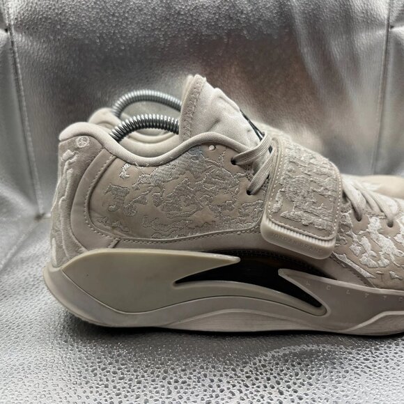 Size 9.5 Nike Jordan Zion 3 M.U.D. SE Williamson Light Bone Mens Shoe FN1714-040 - Picture 7 of 11
